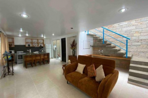 CasaTerraza Wifi-10min walk to Centro area